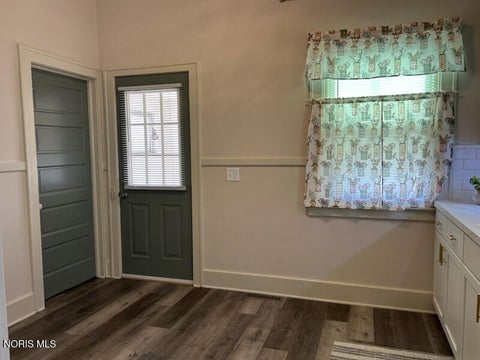 Tiny photo for 1214 Ellis Avenue, Toledo, OH 43605 (MLS # 10014669)