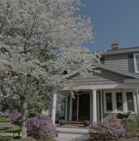 Tiny photo for 1515 River Road, Maumee, OH 43537 (MLS # 10013909)