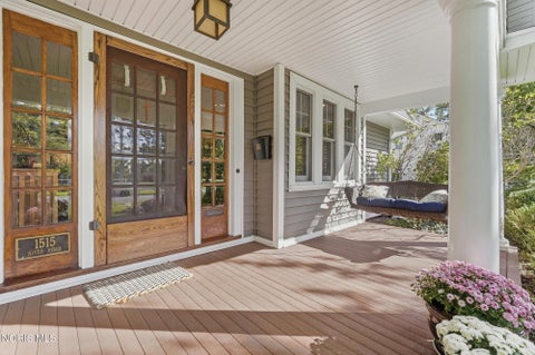 Tiny photo for 1515 River Road, Maumee, OH 43537 (MLS # 10013909)
