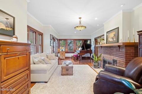Tiny photo for 1515 River Road, Maumee, OH 43537 (MLS # 10013909)