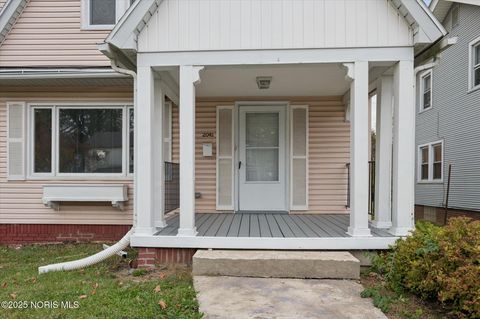 Tiny photo for 2041 Perth Street, Toledo, OH 43607 (MLS # 10000757)