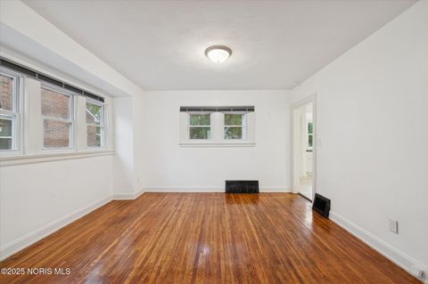 Tiny photo for 2041 Perth Street, Toledo, OH 43607 (MLS # 10000757)