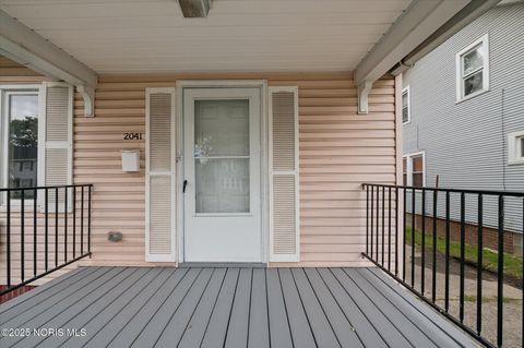 Tiny photo for 2041 Perth Street, Toledo, OH 43607 (MLS # 10000757)