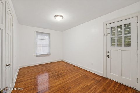 Tiny photo for 2041 Perth Street, Toledo, OH 43607 (MLS # 10000757)