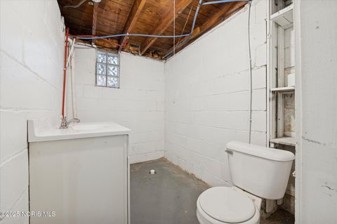 Tiny photo for 2041 Perth Street, Toledo, OH 43607 (MLS # 10000757)