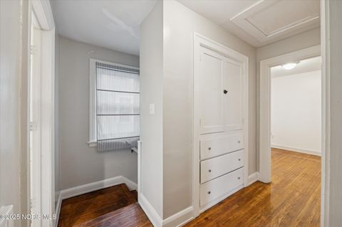 Tiny photo for 2041 Perth Street, Toledo, OH 43607 (MLS # 10000757)