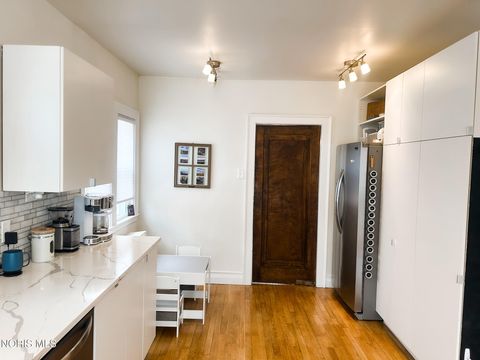 Tiny photo for 3319 Darlington Road, Ottawa Hills, OH 43606 (MLS # 10005929)