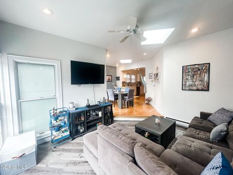 Tiny photo for 3319 Darlington Road, Ottawa Hills, OH 43606 (MLS # 10005929)