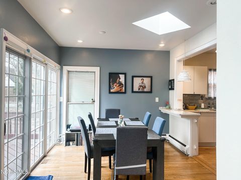 Tiny photo for 3319 Darlington Road, Ottawa Hills, OH 43606 (MLS # 10005929)