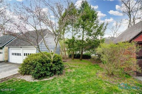 Tiny photo for 3319 Darlington Road, Ottawa Hills, OH 43606 (MLS # 10005929)