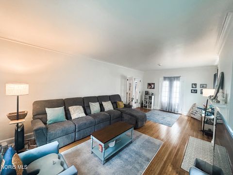 Tiny photo for 3319 Darlington Road, Ottawa Hills, OH 43606 (MLS # 10005929)