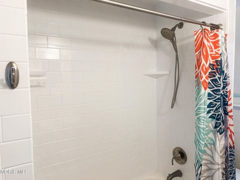 Tiny photo for 3319 Darlington Road, Ottawa Hills, OH 43606 (MLS # 10005929)