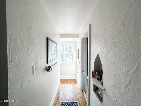 Tiny photo for 3319 Darlington Road, Ottawa Hills, OH 43606 (MLS # 10005929)