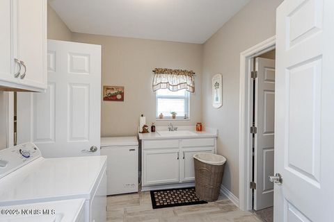 Tiny photo for 9846 Saugatuck Drive, Sylvania, OH 43560 (MLS # 10000255)