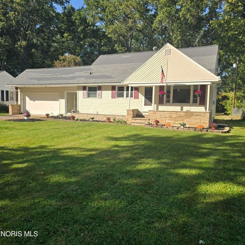 Photo of 42108 Emerson Court, Other, OH 44035 (MLS # 10014798)