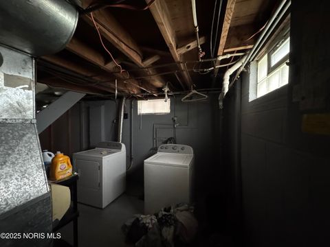 Tiny photo for 5145 Ford Avenue, Toledo, OH 43612 (MLS # 10001862)