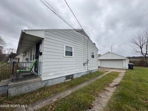 Tiny photo for 5145 Ford Avenue, Toledo, OH 43612 (MLS # 10001862)