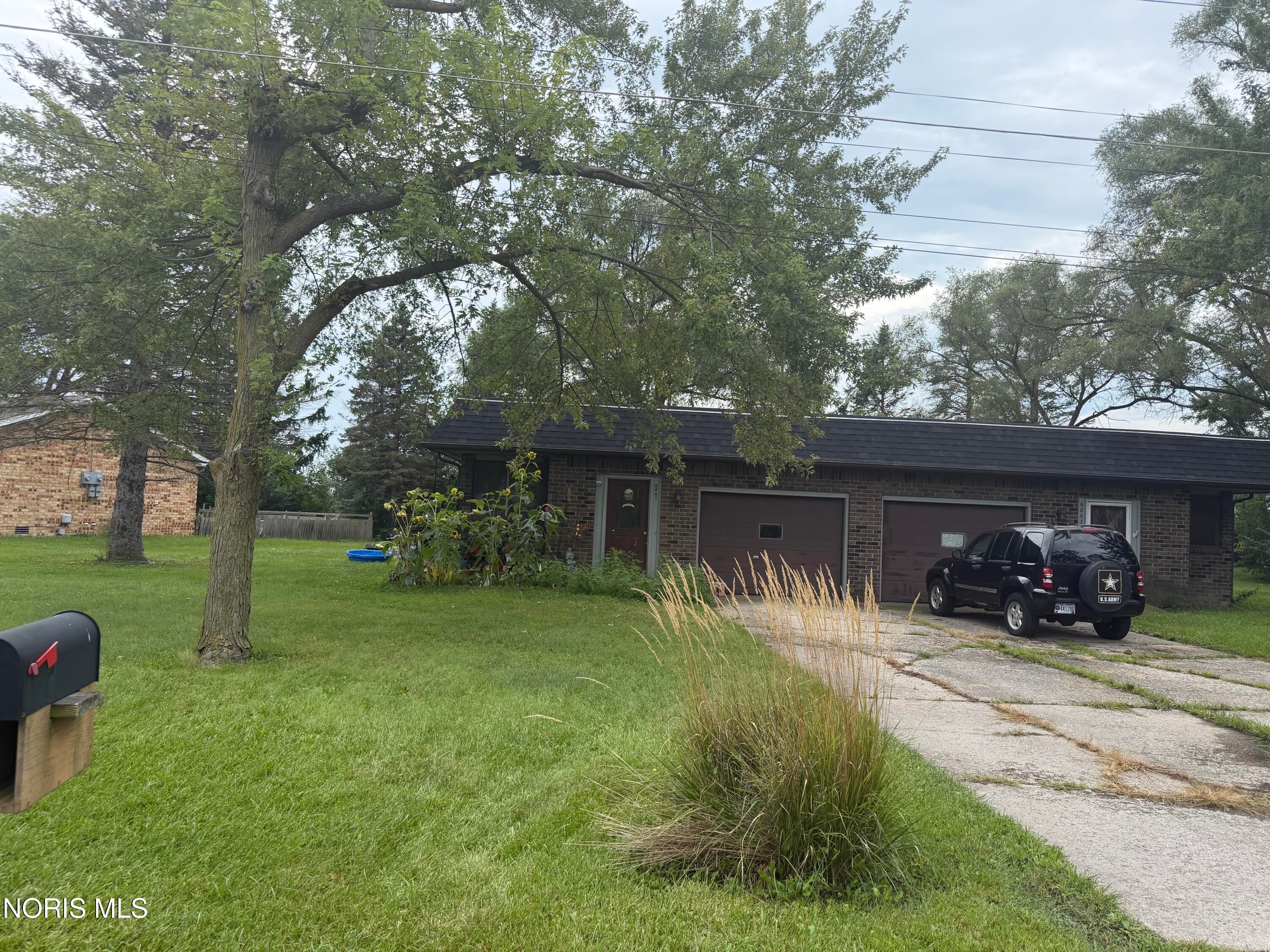6861 William Drive