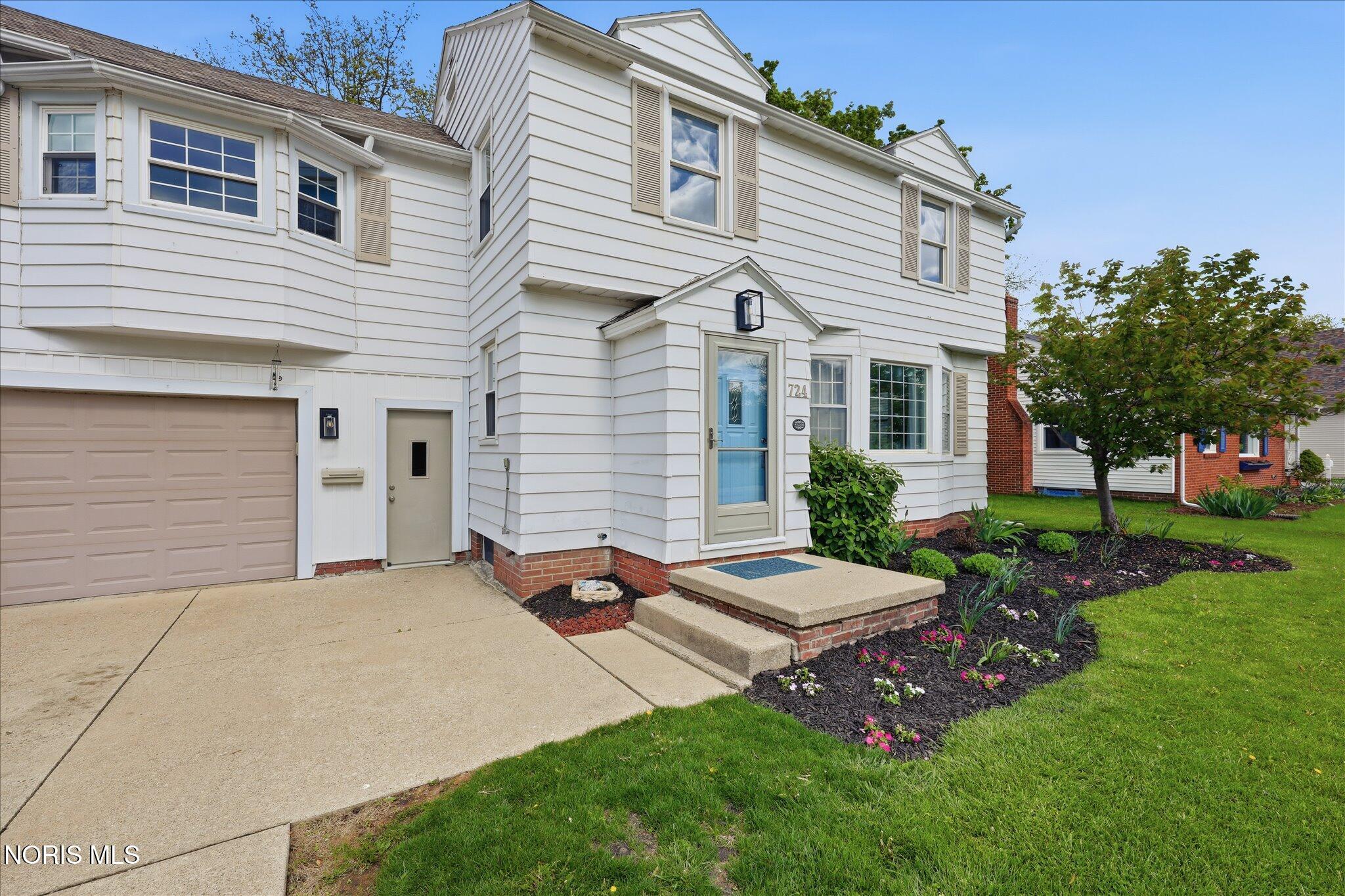 724 Inwood Place