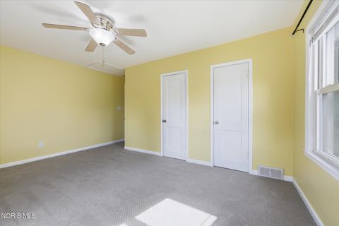 Tiny photo for 724 Inwood Place, Maumee, OH 43537 (MLS # 10007135)