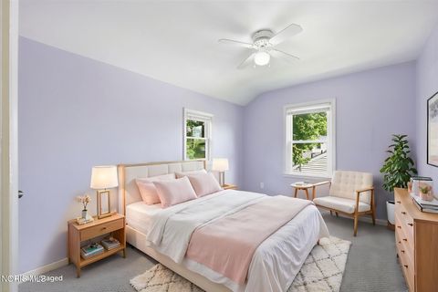 Tiny photo for 724 Inwood Place, Maumee, OH 43537 (MLS # 10007135)