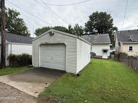 Tiny photo for 1955 Kelsey Avenue, Toledo, OH 43605 (MLS # 10013160)