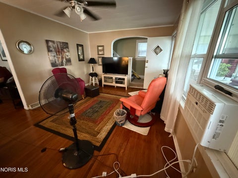 Tiny photo for 1955 Kelsey Avenue, Toledo, OH 43605 (MLS # 10013160)