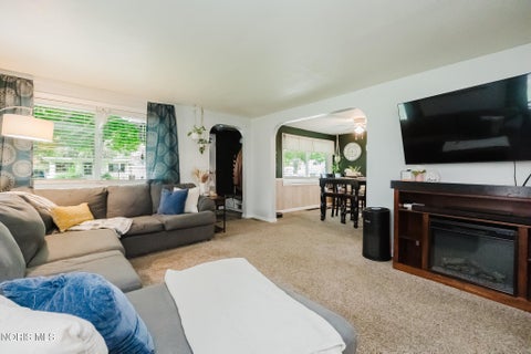 Tiny photo for 133 W Davis Street, Tiffin, OH 44883 (MLS # 10014211)