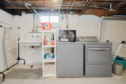 Tiny photo for 133 W Davis Street, Tiffin, OH 44883 (MLS # 10014211)