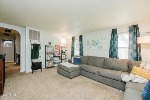 Tiny photo for 133 W Davis Street, Tiffin, OH 44883 (MLS # 10014211)