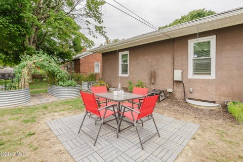 Tiny photo for 133 W Davis Street, Tiffin, OH 44883 (MLS # 10014211)