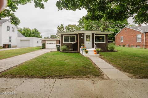 Tiny photo for 133 W Davis Street, Tiffin, OH 44883 (MLS # 10014211)