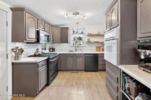 Tiny photo for 18710 Washington Street, Tontogany, OH 43565 (MLS # 10003152)