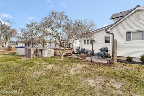 Tiny photo for 18710 Washington Street, Tontogany, OH 43565 (MLS # 10003152)