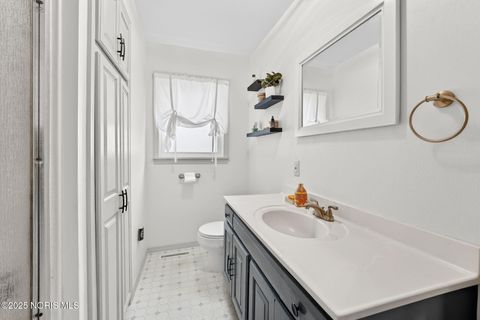 Tiny photo for 18710 Washington Street, Tontogany, OH 43565 (MLS # 10003152)