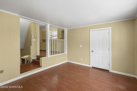 Tiny photo for 1824 Arlington Avenue, Toledo, OH 43609 (MLS # 10003842)