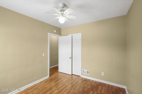 Tiny photo for 1824 Arlington Avenue, Toledo, OH 43609 (MLS # 10003842)