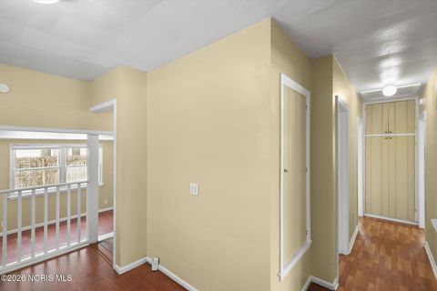 Tiny photo for 1824 Arlington Avenue, Toledo, OH 43609 (MLS # 10003842)