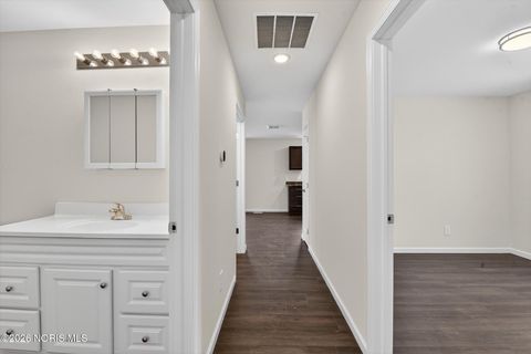 Tiny photo for 543 Lucas Street, Toledo, OH 43604 (MLS # 10003873)