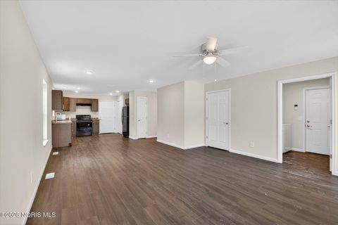 Tiny photo for 543 Lucas Street, Toledo, OH 43604 (MLS # 10003873)