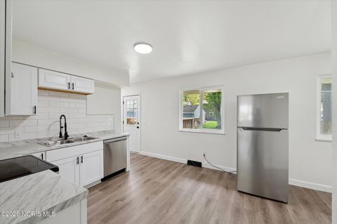 Tiny photo for 4209 Penelope Drive, Toledo, OH 43623 (MLS # 10002713)