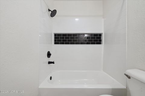 Tiny photo for 4209 Penelope Drive, Toledo, OH 43623 (MLS # 10002713)