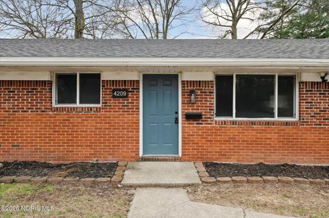 Tiny photo for 4209 Penelope Drive, Toledo, OH 43623 (MLS # 10002713)