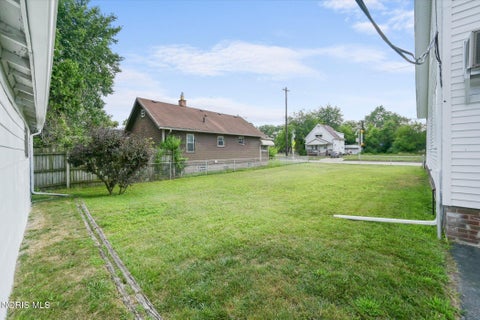 Tiny photo for 3420 Upton Avenue, Toledo, OH 43613 (MLS # 10012181)
