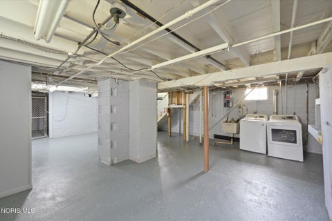 Tiny photo for 3420 Upton Avenue, Toledo, OH 43613 (MLS # 10012181)