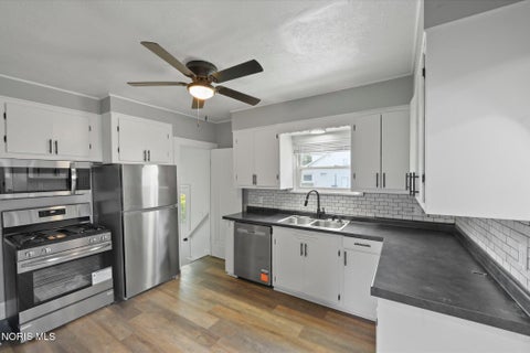 Tiny photo for 3420 Upton Avenue, Toledo, OH 43613 (MLS # 10012181)