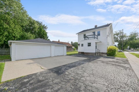 Tiny photo for 3420 Upton Avenue, Toledo, OH 43613 (MLS # 10012181)