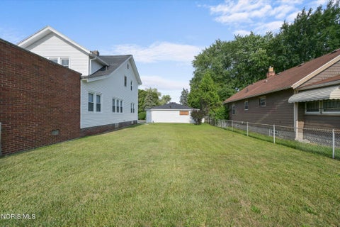 Tiny photo for 3420 Upton Avenue, Toledo, OH 43613 (MLS # 10012181)