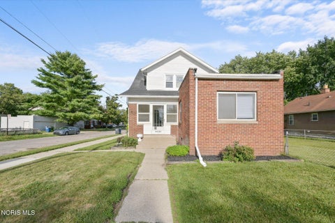 Tiny photo for 3420 Upton Avenue, Toledo, OH 43613 (MLS # 10012181)