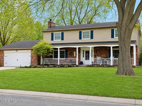 Photo of 7556 Club Road, Sylvania, OH 43560 (MLS # 10006891)